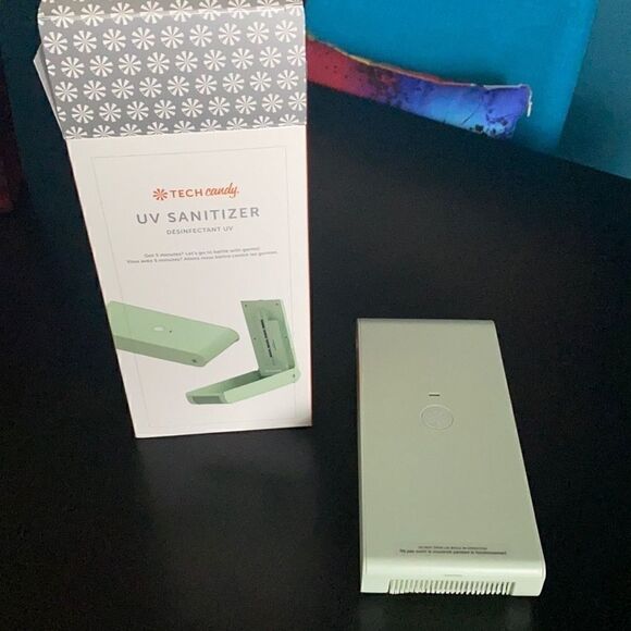 NIB TECH CANDY UV Sanitizer - Picture 1 of 3